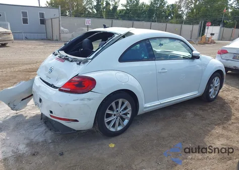 2018 Volkswagen Beetle 2.0T Coast/2.0T S z USA, uszkodzony, nr VIN 3VWFD7AT1JM707989